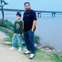 48 year old Male seeks a single or double room Main Photo