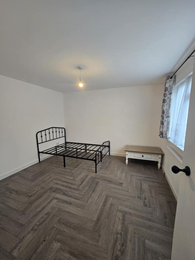 Brand new refurbished property Harlow Main Photo