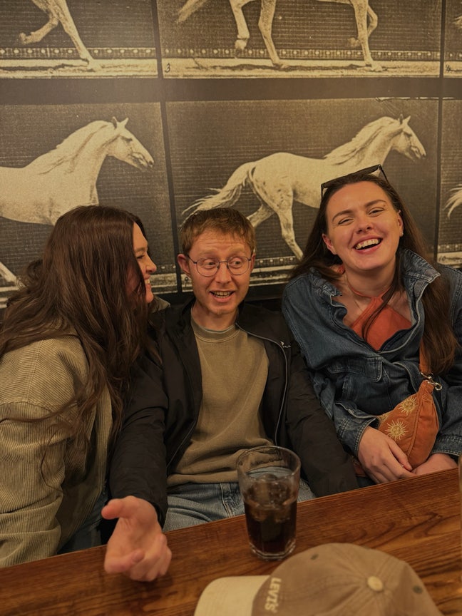 Single room available in a fun shared house! Main Photo