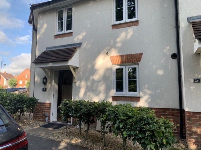 Large double room with en-suite  Main Photo