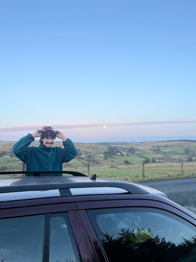 Looking for someone to join us to rent as a group Main Photo