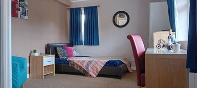 Spacious Double En-suite room Main Photo