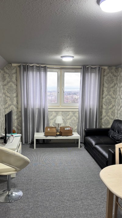2 Double Bedroom Edinburgh / Sighthill  Main Photo