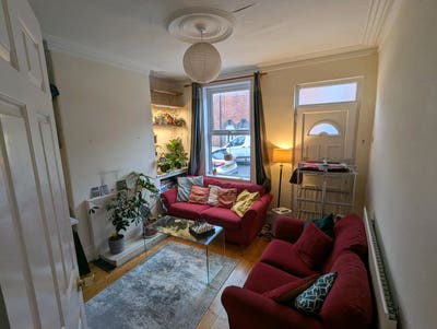 Cosy double in gorgeous house Main Photo