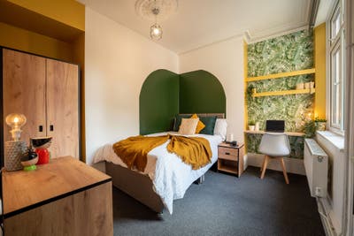 Double Bedrooms NN1🔥 Main Photo