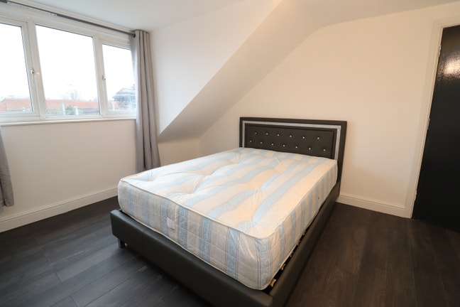 Amazing Rooms in West Hampstead  NW6!! Main Photo