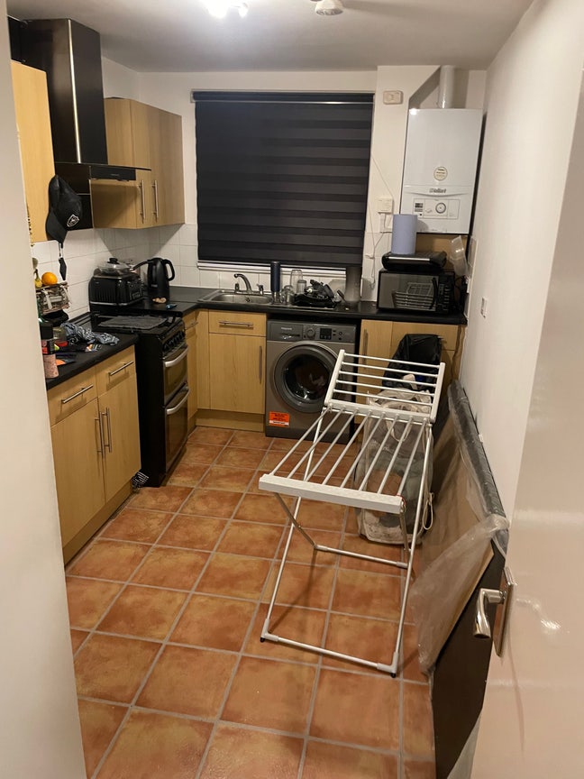 Double room Fully furnished Main Photo