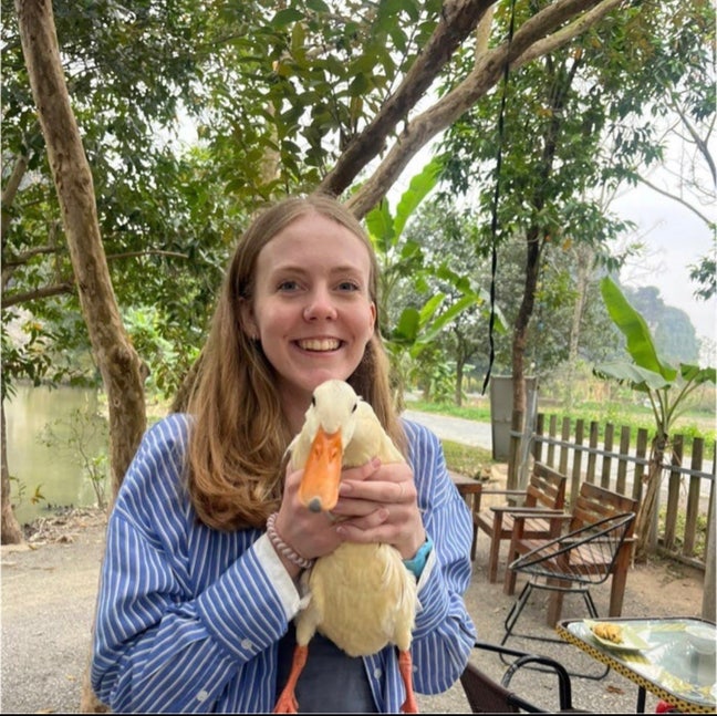 26 year old Female seeks a double room Main Photo