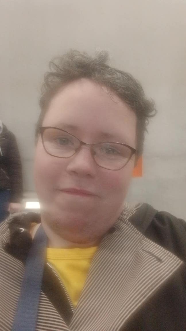 Would like a flat/house mate to share a house Main Photo