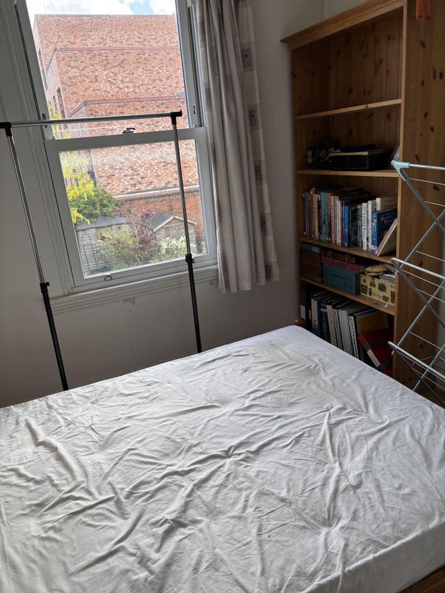 Bright Double Room Main Photo