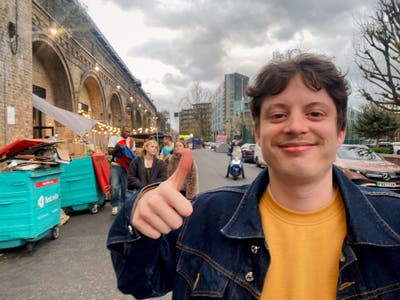 28 year old friendly Professional  Main Photo