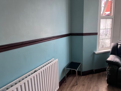 Beautiful One room available in a 4 brook house Main Photo