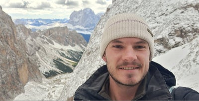 Looking for a place by the end of June Main Photo