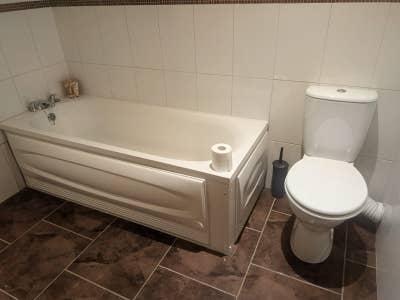 Semi Furnished Single Room Main Photo