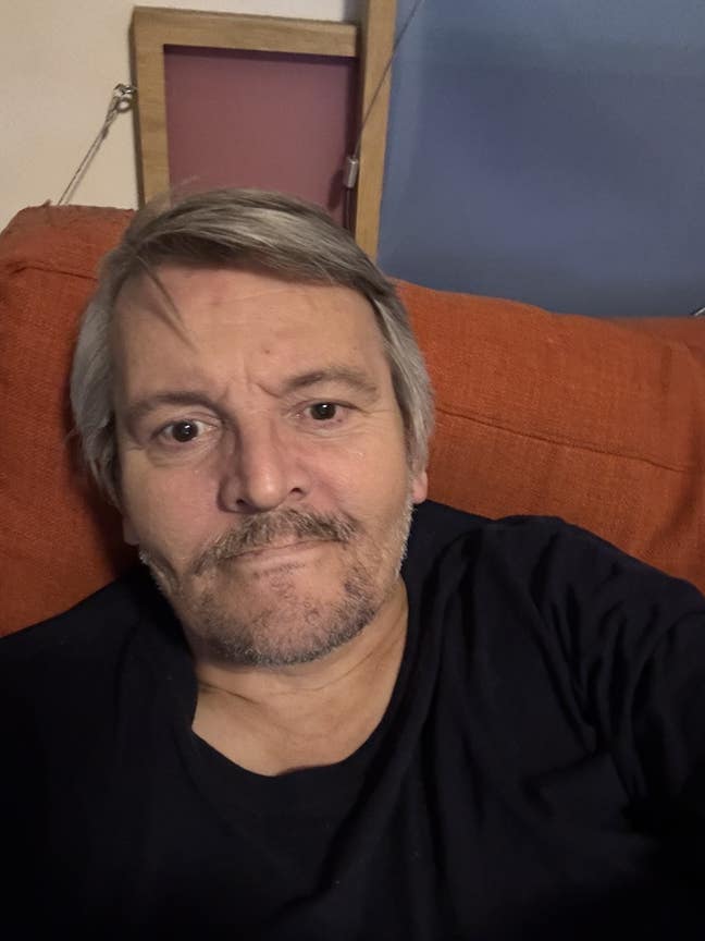 I’m a Mature single gent, very clean & Tidy,  Main Photo