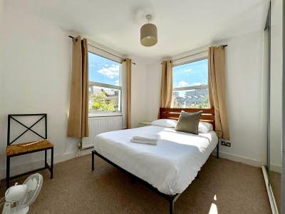 🔥 Prime SW6 - Fulham House 3 Bed - Moving Fast!🔥 Main Photo