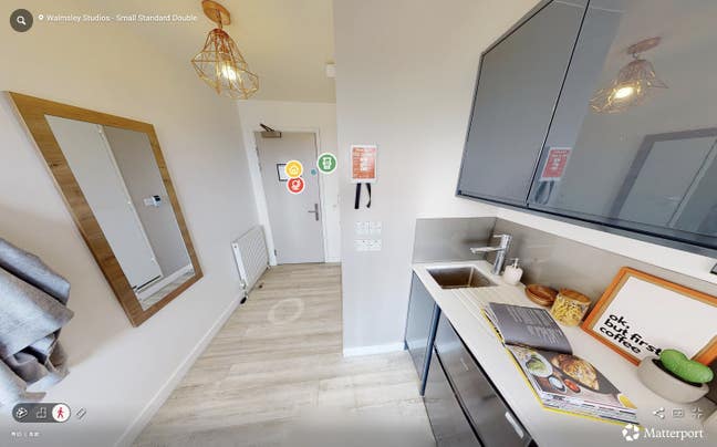 Discounted Summer Sublet in London Walmsley Studio Main Photo