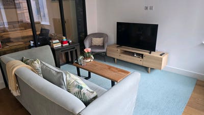 One Bed Flat Short Let Main Photo