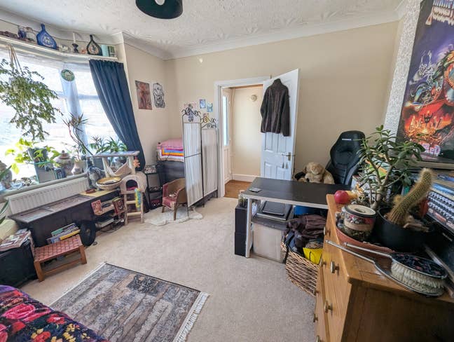 Peaceful Yogi House – Spacious Double Room Main Photo