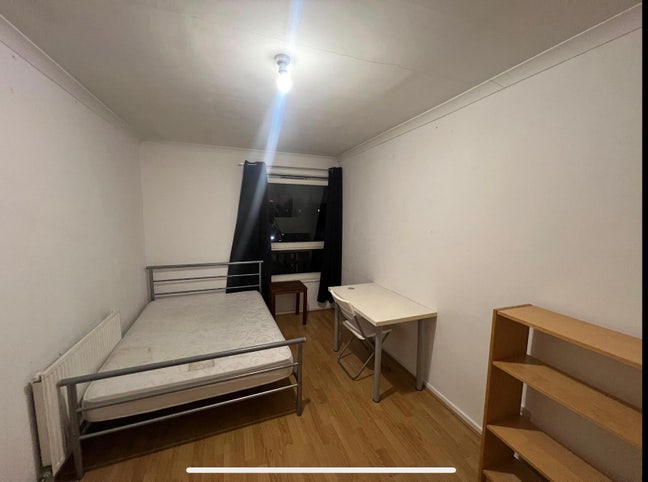 Wow Spacious living Bow London city E3 Roman Rd Main Photo