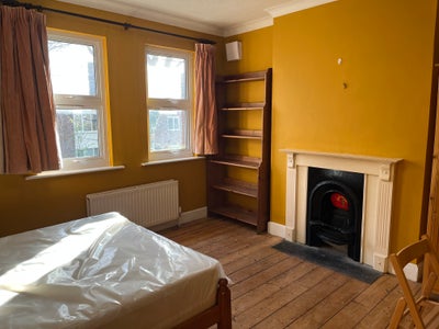 Spacious double in Temple Cowley Main Photo