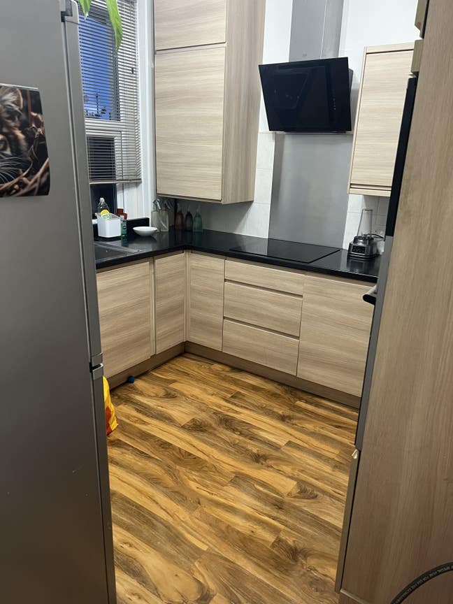 One bedroom to rent full access to house /garden Main Photo