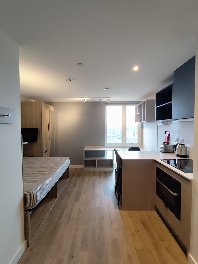 Studio Available in Leeds City Centre LS1 Main Photo