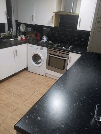 Double room in walthamstow Main Photo