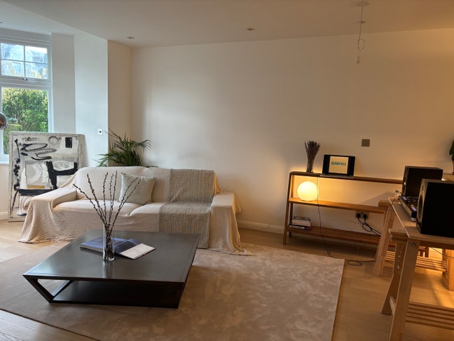 Modern Ensuite in Muswell Hill Available  Main Photo