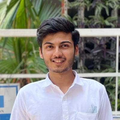 Looking for someone to buddy up with me for a flat Main Photo