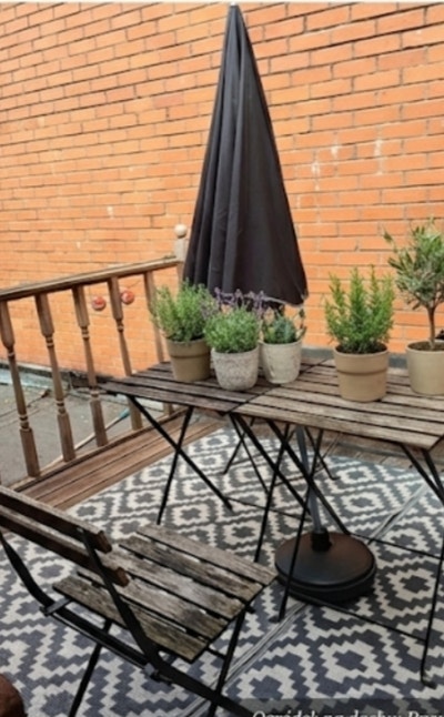 Bright Studio Flat in Prime Location  Main Photo