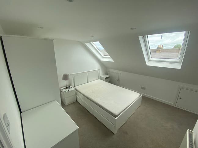 😍 Double Rooms in New Malden - 5 Mins to Uni 😍  Main Photo
