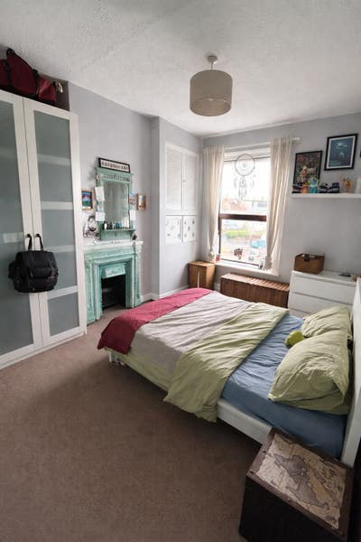Double room in friendly 4 bed house Main Photo