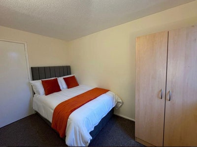 Looking for a lovely new flatmate 🥰 Main Photo