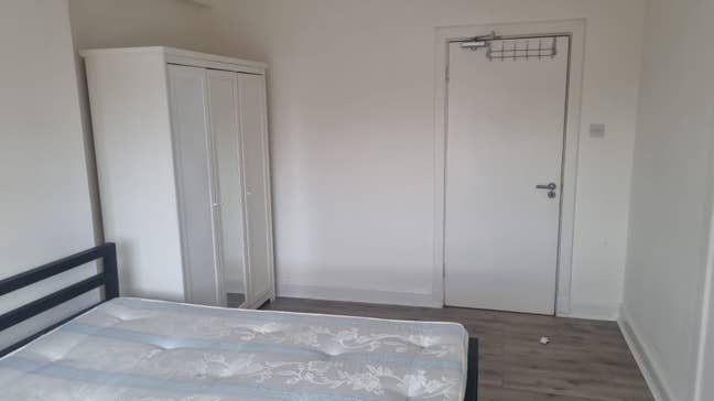 Hendon central Lovely furnished double, &pound;835,&pound;780 Main Photo