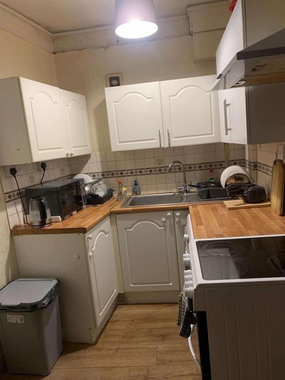 Double bed Room to rent  Main Photo