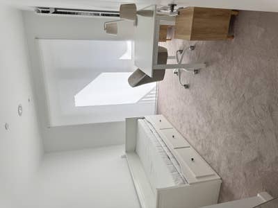 Bright and Spacious double bedroom in Royal Wharf Main Photo