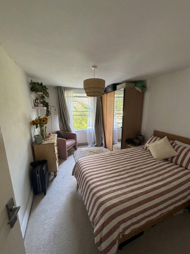 Huge Double Room in London Fields Main Photo