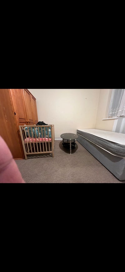 2  double rooms available  Main Photo