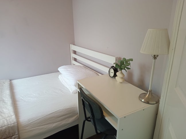 Double room Tooting Broadway Main Photo