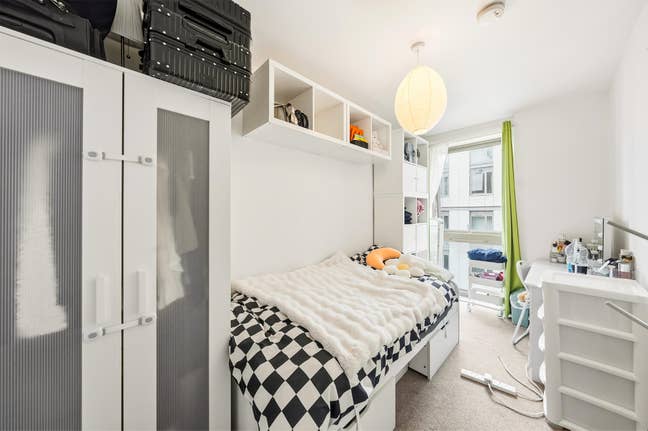 A Stylish Room in All Saints-All Bills Included Main Photo