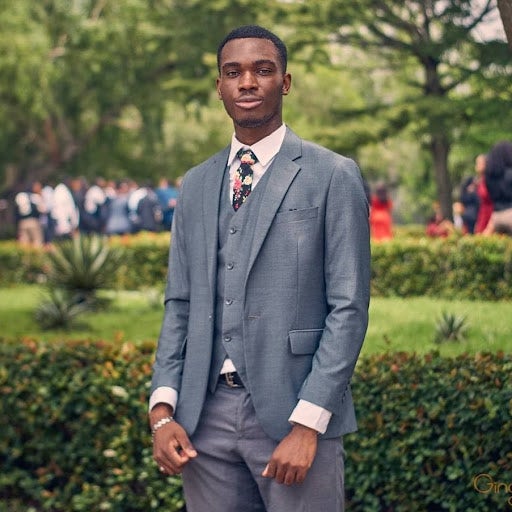 Professional Male seeks a single or double room Main Photo