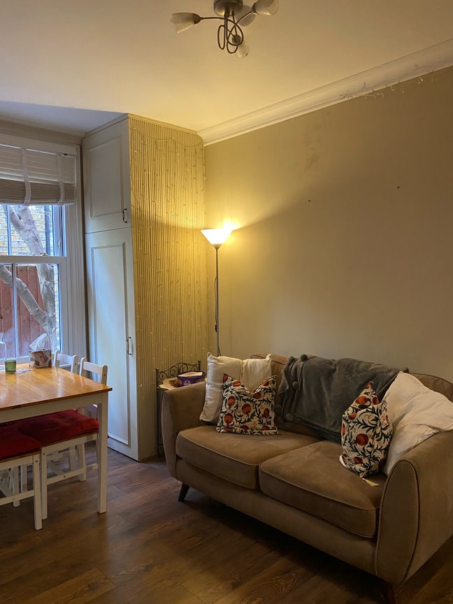 King size room 2 min walk from Tooting Bec station Main Photo