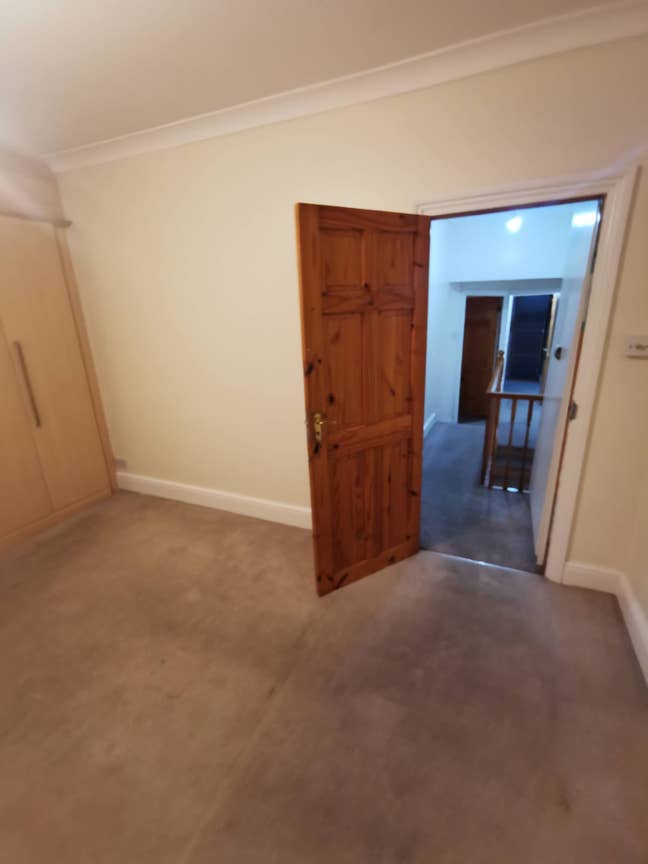 Live in a Beautiful house  Main Photo