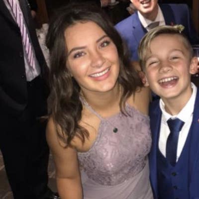 25, female, Looking for a double room  Main Photo