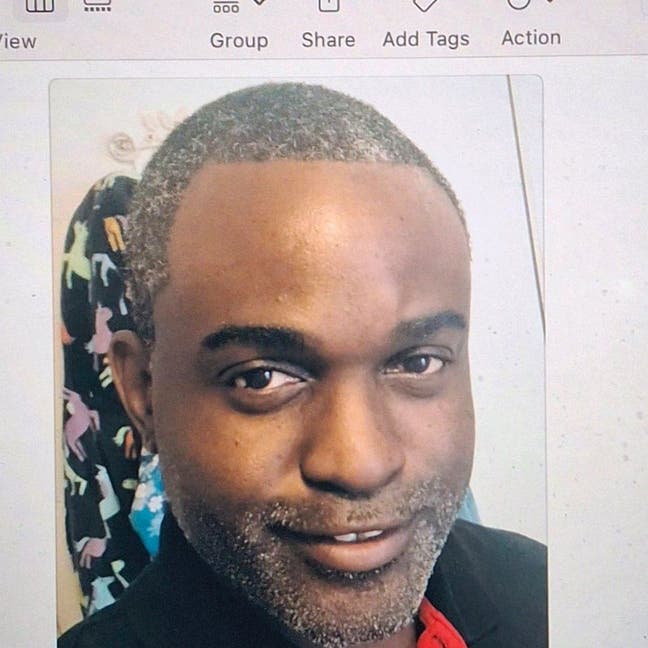 Professional needing urgent room/studio. Main Photo