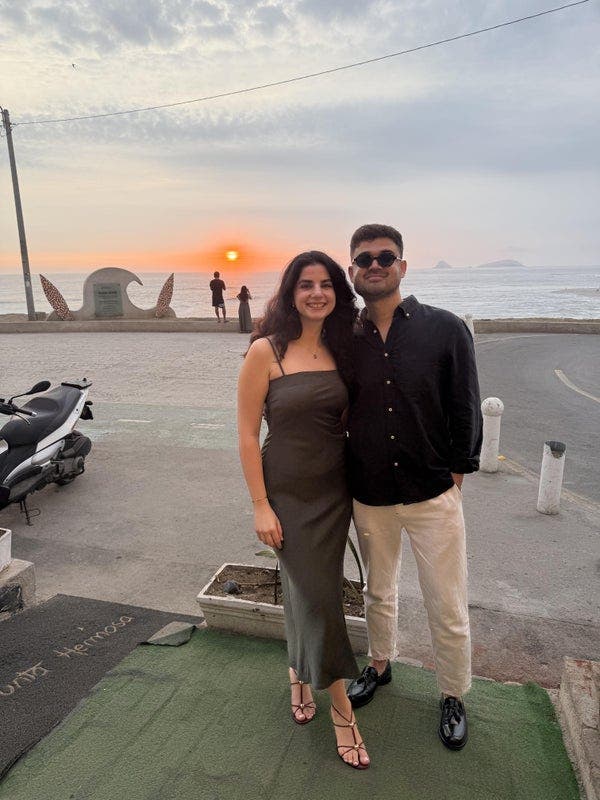 Flat needed by professional couple Main Photo