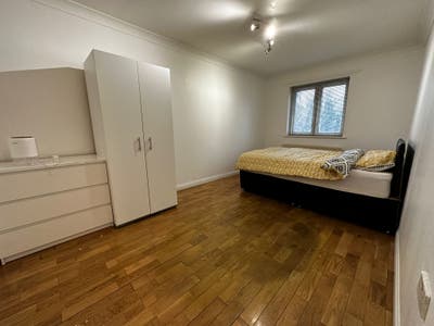 Double Room | Hackney | &pound;825 | NOW | Main Photo