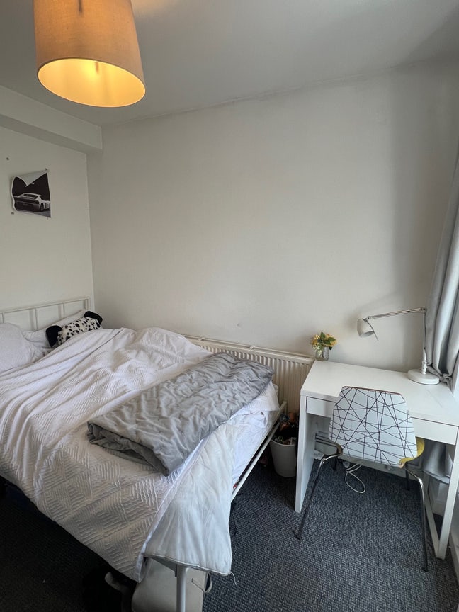 Bright Room in NW1 (Camden) -Female Flatshare Main Photo