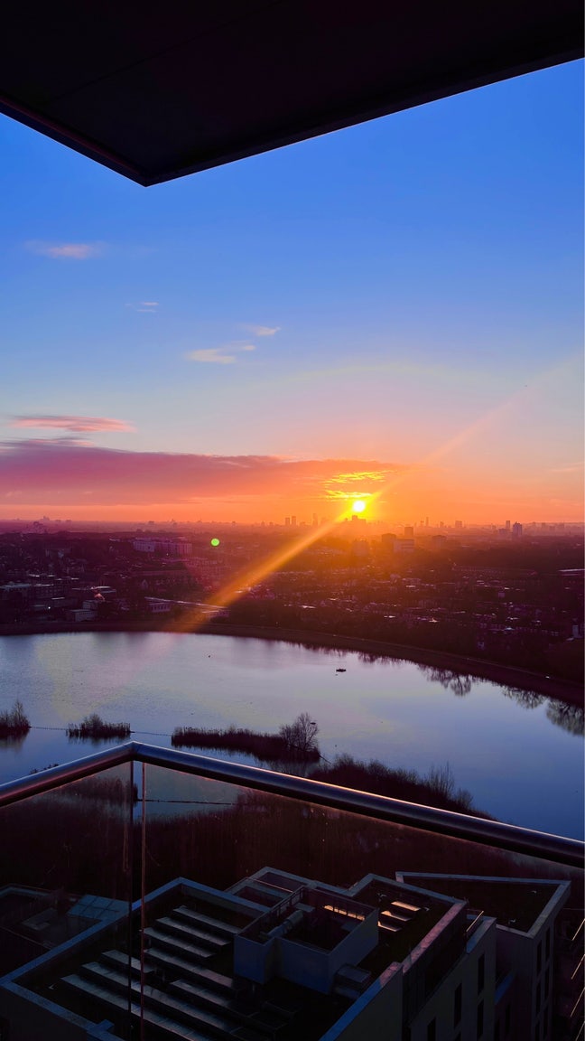 Stunning SUBLET  Main Photo